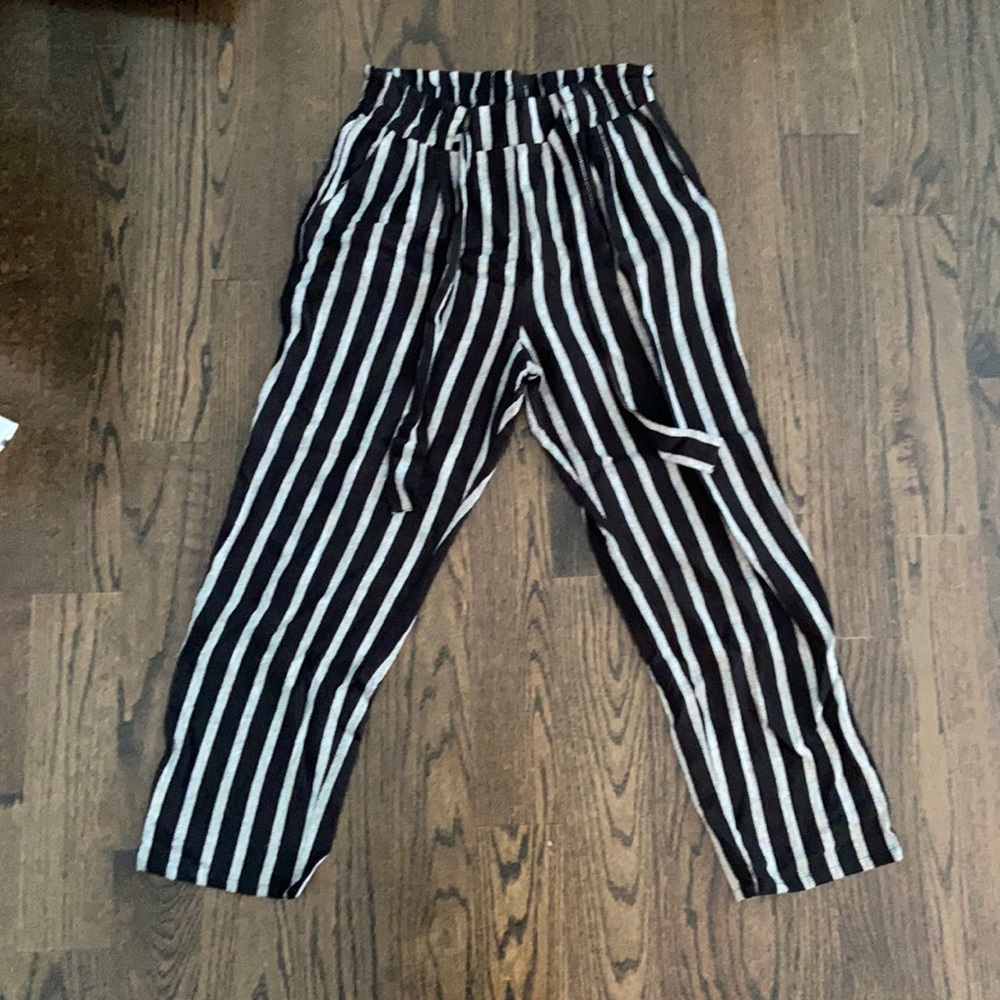 Black/white striped pants